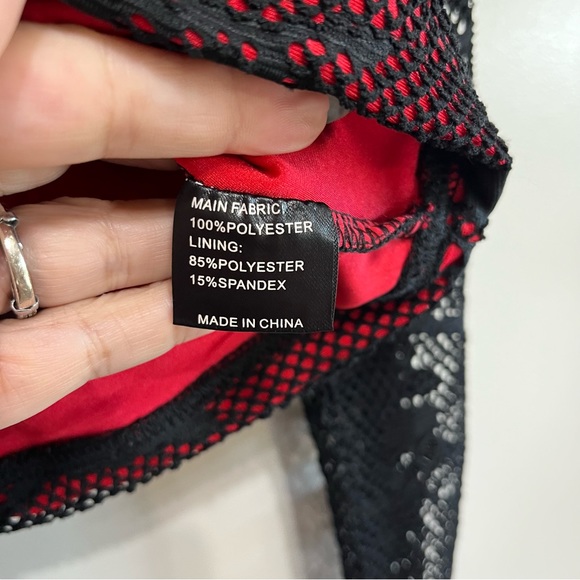 NWOT JAWBREAKER SKULL MESH CROP TOP SIZE XL - Picture 4 of 7